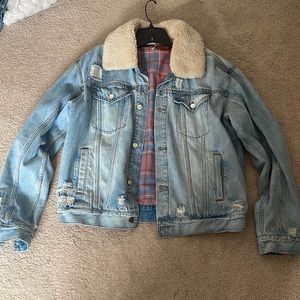 Free People oversized trucker denim jacket with faux fur/Sherpa collar M
